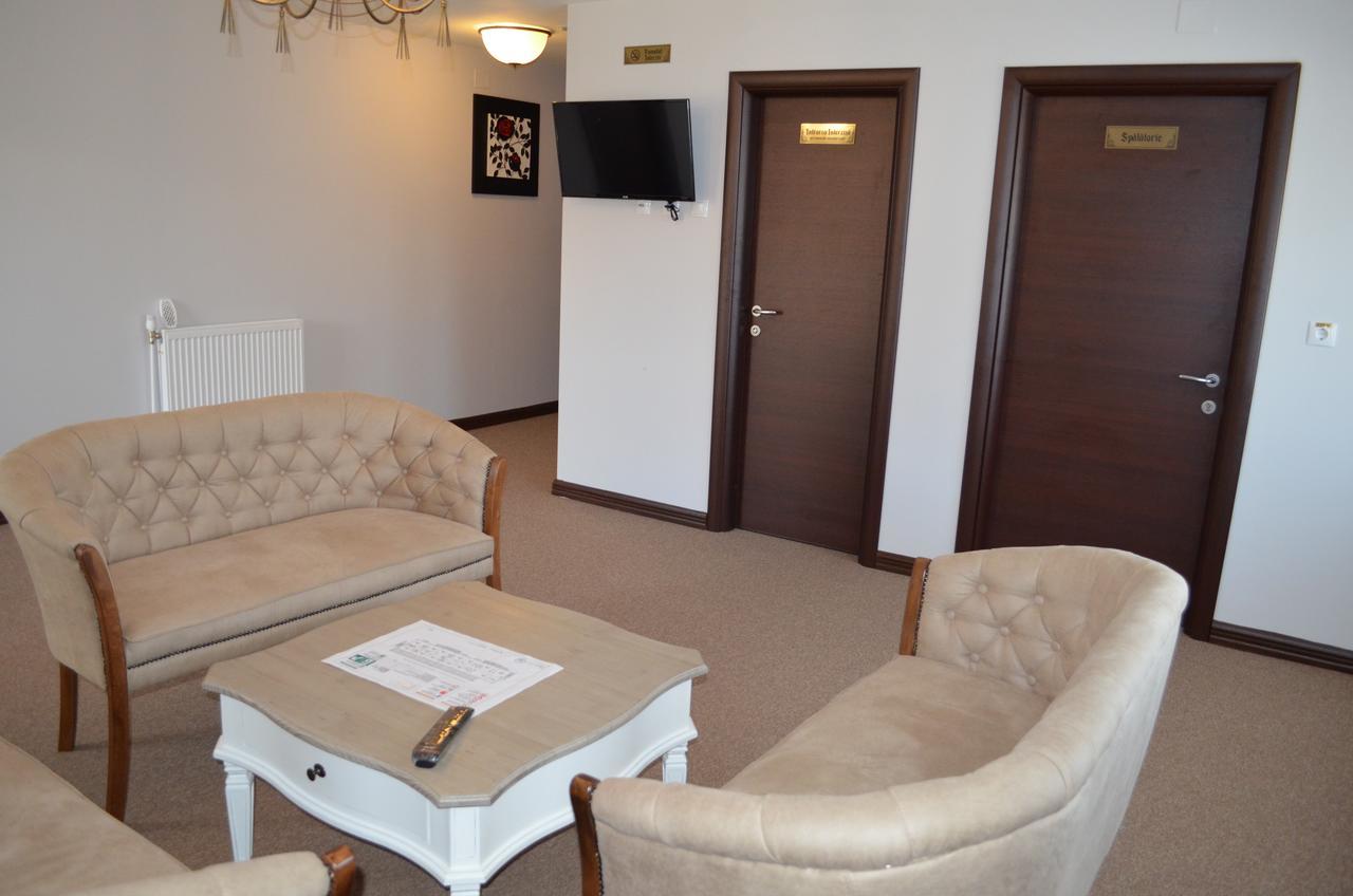 Vip Motel Restaurant Haţeg Eksteriør bilde